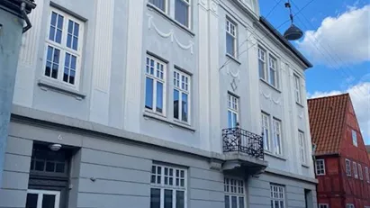 Særdeles velbeliggende – mange anvendelsesmuligheder